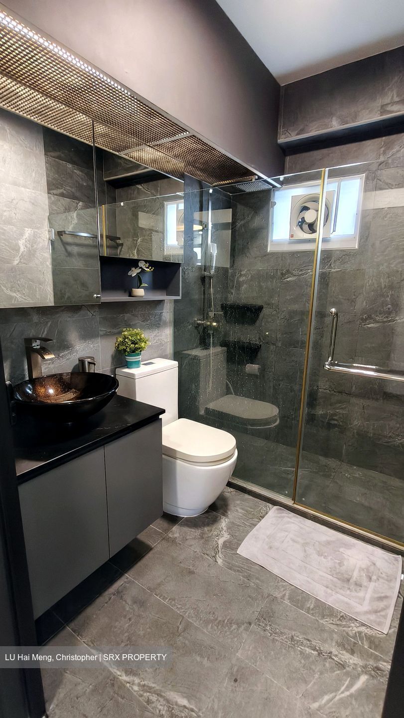 Blk 428B Floral Spring @ Yishun (Yishun), HDB 5 Rooms #632945621